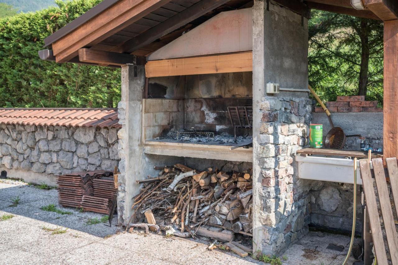 Appartamento Dorsino Luaran gambar
